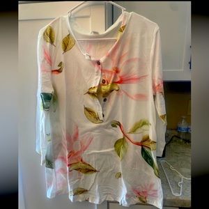 Women’s floral top